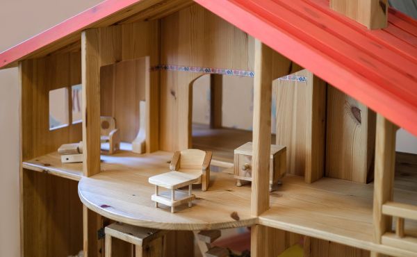 Doll House Assembly in Post Falls